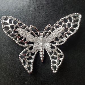 Vintage 1971 Sarah Coventry Madame Butterfly Brooch